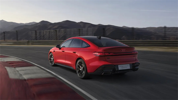 全新上汽奥迪A5L Sportback正式上市，限时臻享价25.99万元起